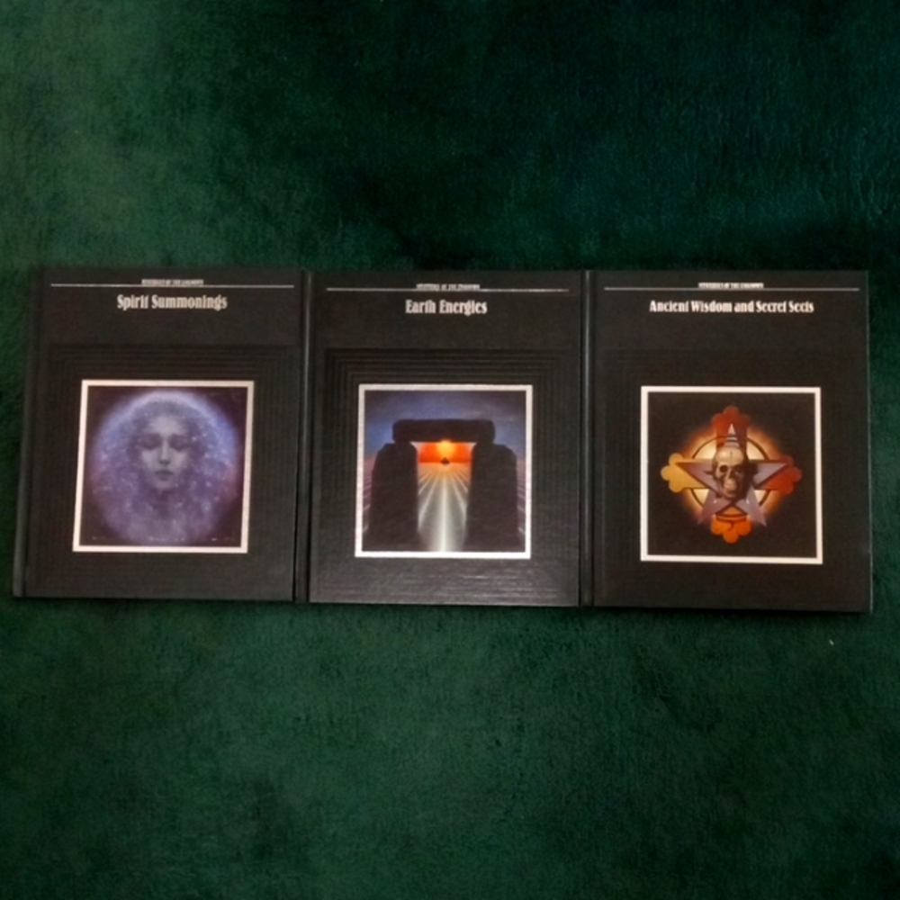 Mysteries of the Unknown 3 book bundle